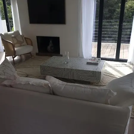 With Pool Near Center 3 Bedrooms And Great Garden Villa